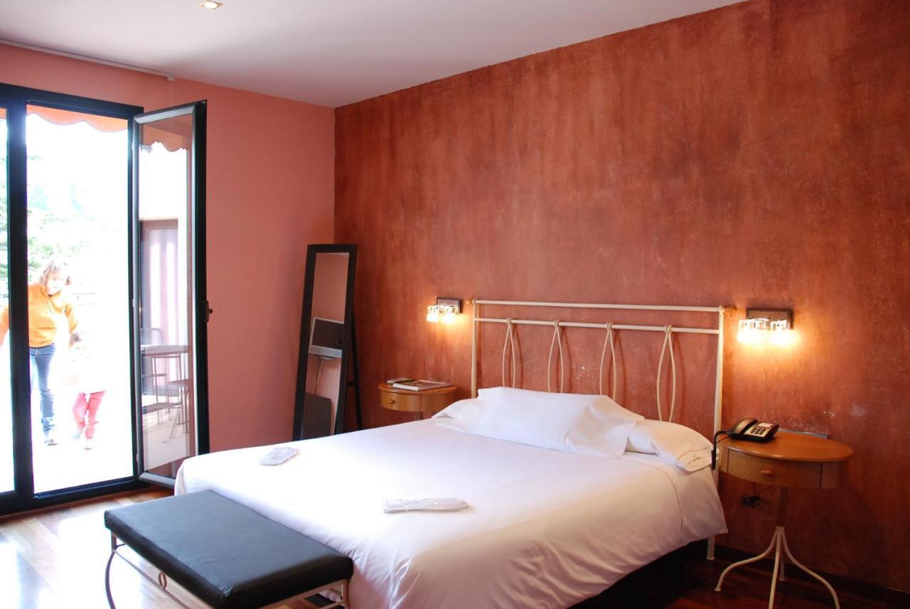 Dom Hotel Organya